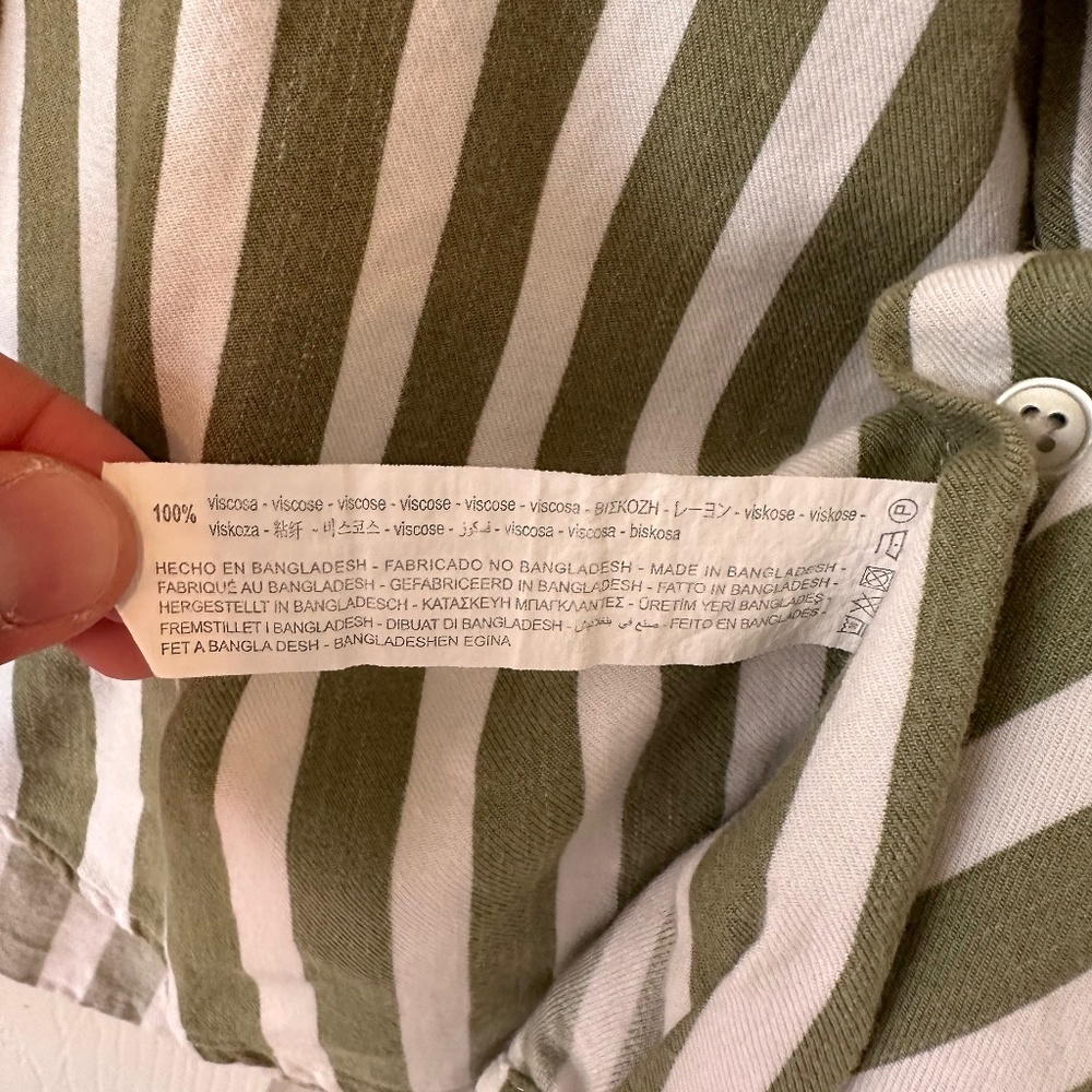 Bershka Casual Button Down Shirt - Picture 4 of 4